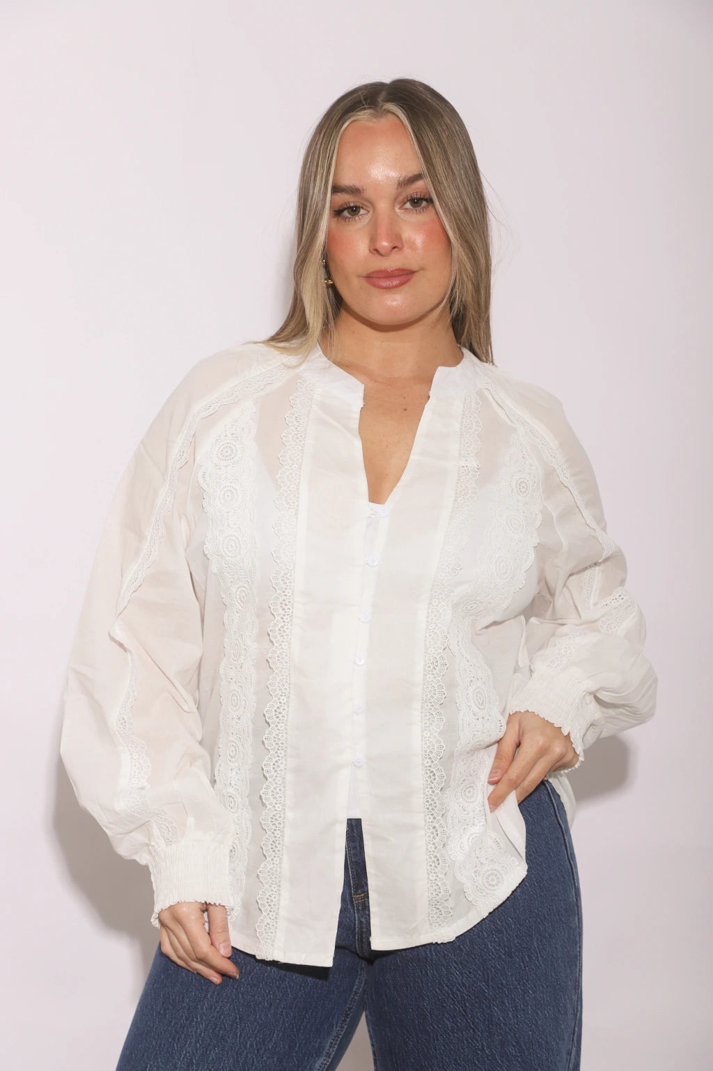 Camisa Cork cuello mao bordada